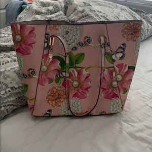 SUPER CUTE BAG